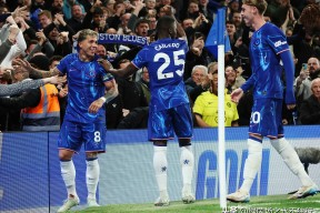 体育游戏娱乐平台-詹姆斯十次总决赛场均得分